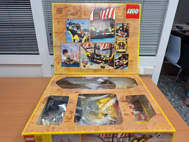 LEGO 6285 BARRACUDA DEL MAR NERO (1989)