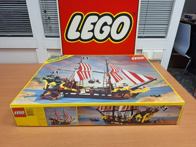 LEGO 6285 BARRACUDA DEL MAR NERO (1989)