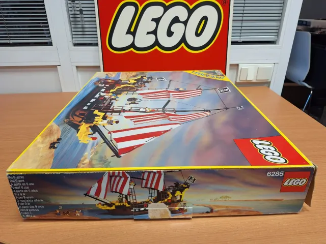 LEGO 6285 BARRACUDA DEL MAR NERO (1989)