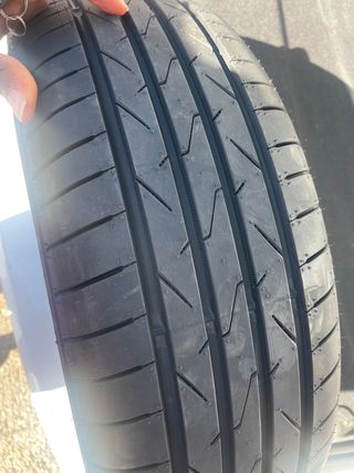 2 Neumáticos 195/65R15 91V marca APTANY