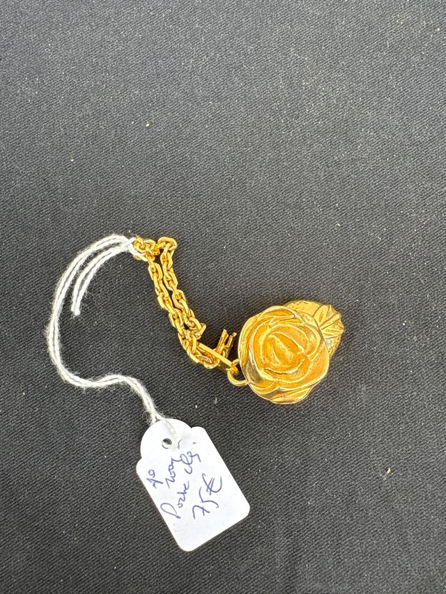 Broche Kenzo Flor Dorada