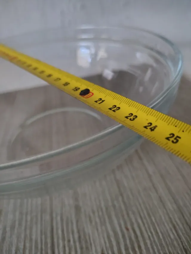 Ensaladera de cristal transparente