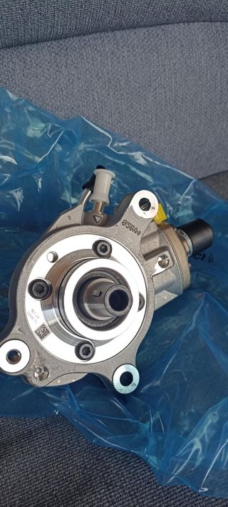 Bomba Inyeccion 2.0 Ecoblue HG9Q-9B395-AB