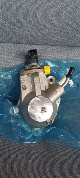 Bomba Inyeccion 2.0 Ecoblue HG9Q-9B395-AB