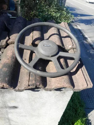 Volante Suzuki