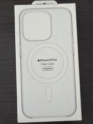 Funda iPhone 15 Pro Transparente MagSafe