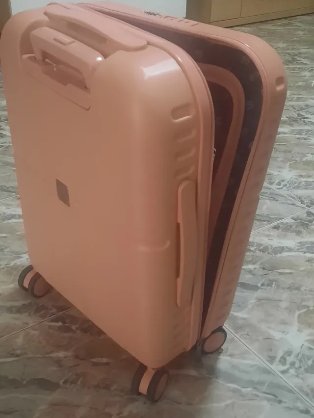 MALETA DE CABINA PEPE JEANS