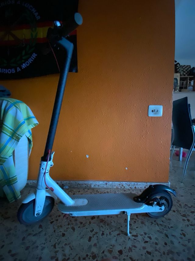 Patinete Eléctrico Xiaomi M365