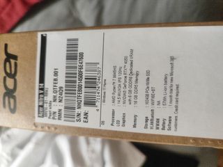 Acer Nitro V14 Ryzen 7 - Blanco (No Funciona)
