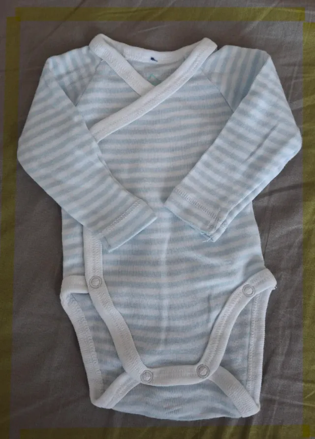 2 Bodys Cruzados Bebé