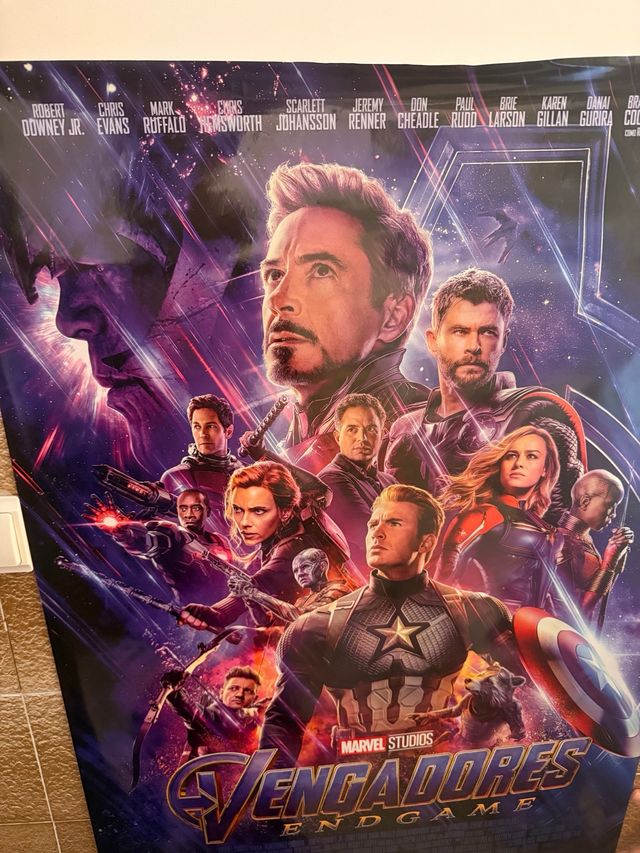 Locandina dei Marvel Studios di Avengers Endgame