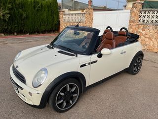 MINI Cabrio One Sidewalk 2008