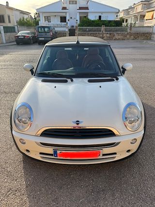 MINI Cabrio One Sidewalk 2008