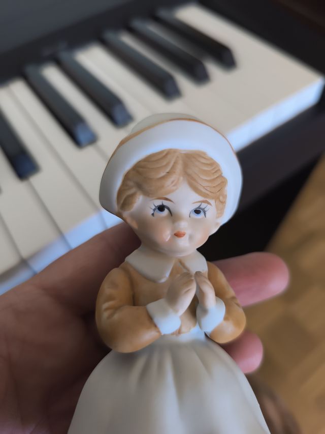 Muñeca/Adorno Porcelana Clásica