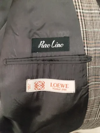 Americana de lino Loewe Talla L/XL . Buen estado.