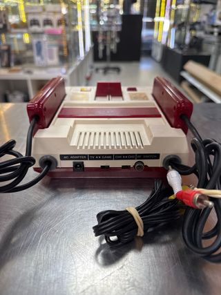 Nintendo Family Computer (HVC-001)