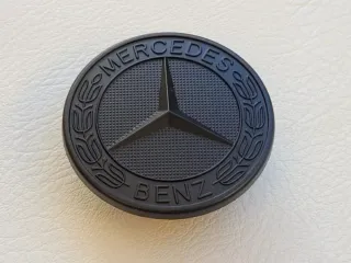 Logo Emblema Capó AMG Mercedes Negro Mate 