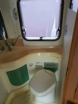 Autocaravana 6 plazas Fiat ducato