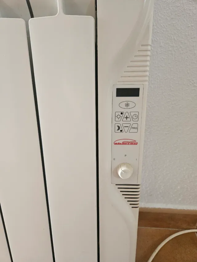 Radiador Calor Azul Bajo Consumo.