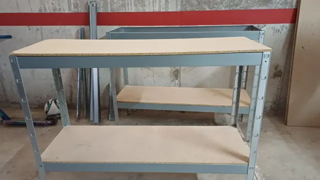 Estantería metálica de 2 baldas