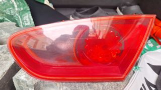 Piloto trasero derecho seat leon 2010