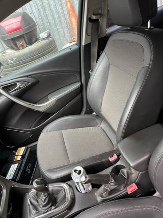 Despiece Opel Astra J 2011