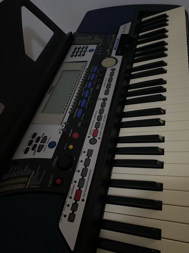 Teclado Yamaha PSR-540