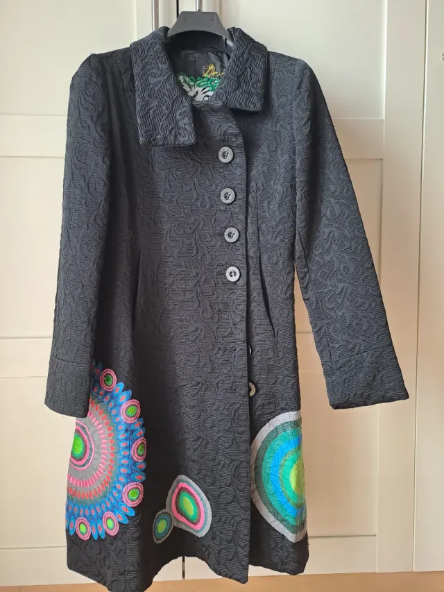 BAJADA PRECIO!! Desigual Talla 38 Negro