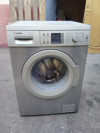 Lavadora Bosch Serie 6
Lavavajillas Siemens 
