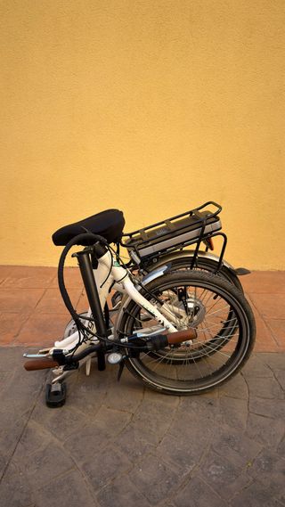 Bicicleta Eléctrica Megamo Plegable