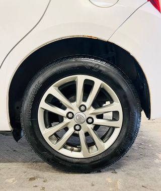 Toyota Yaris 2014