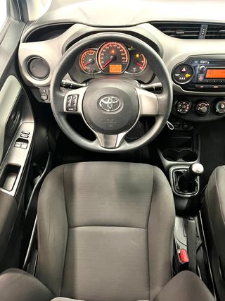 Toyota Yaris 2014