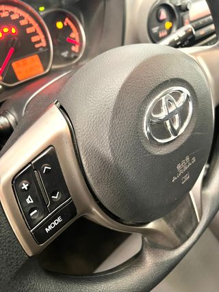 Toyota Yaris 2014