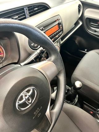 Toyota Yaris 2014