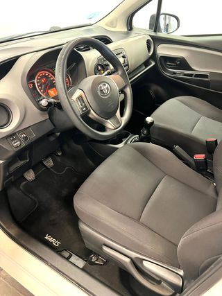 Toyota Yaris 2014