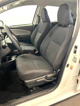 Toyota Yaris 2014