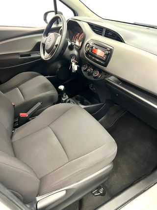 Toyota Yaris 2014