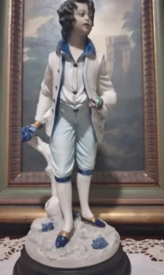 Statua Capodimonte vintage ragazzo