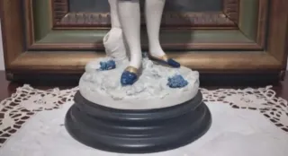 Statua Capodimonte vintage ragazzo