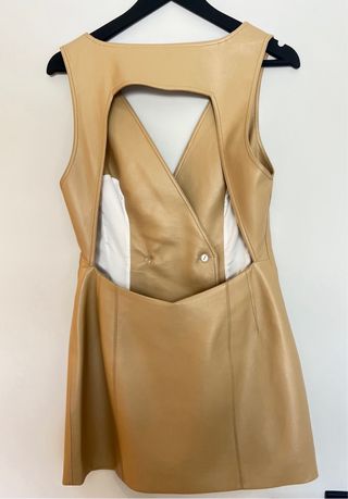Vestido Chaleco Cuero Ecológico Beige