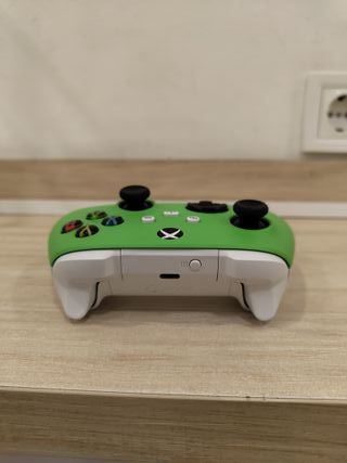 Controller verde per Xbox Series X|S