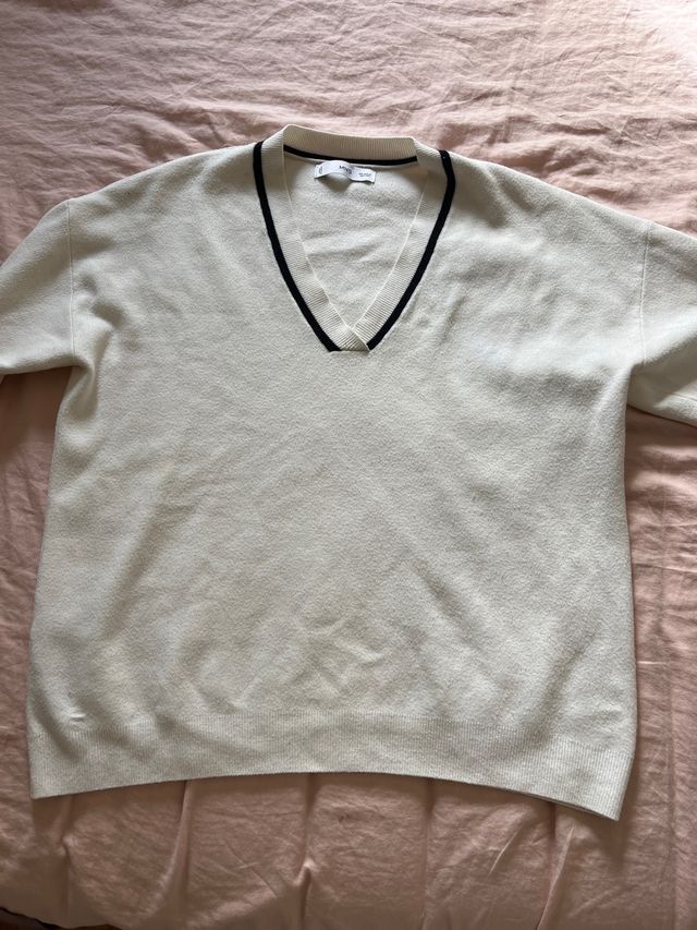 Jersey Mango V-neck Negro Blanco