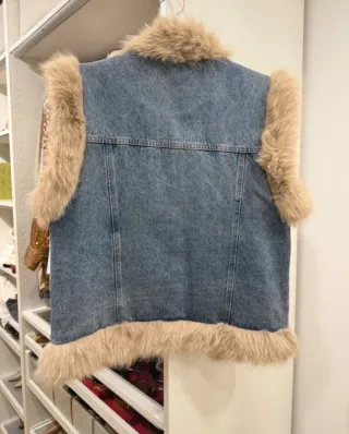 Chaleco vaquero con pelo sintetico