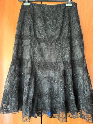 Falda larga encaje negro