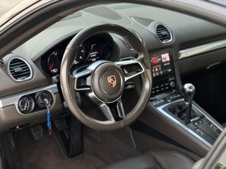Porsche 718 Cayman manual 2018
