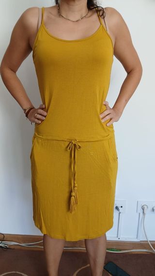 Vestido estilo hippie color mostaza