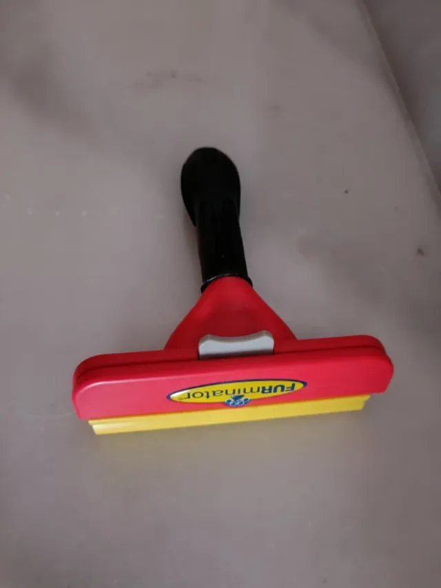 Spazzola Furminator per cani