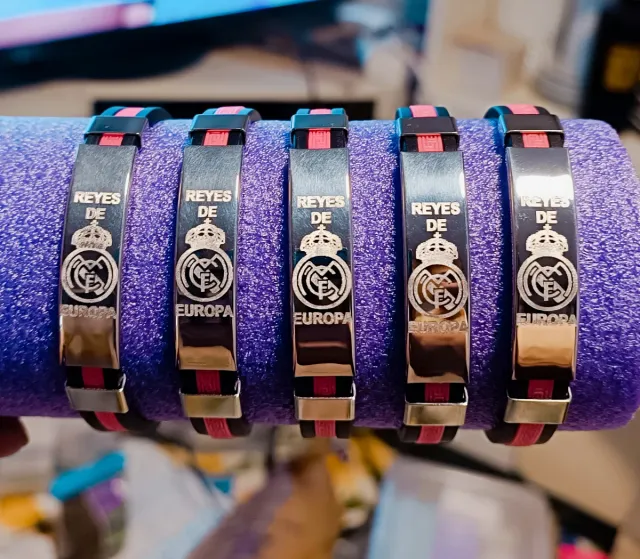 2x8€ 5x15€ PULSERA DEL REAL MADRID REYES DE EUROPA