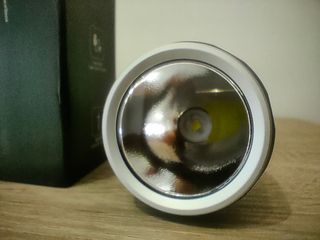 Linterna LED NEXTOOL 2000 Lúmenes