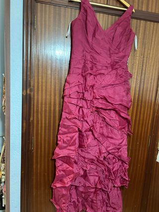 Vestido rosa con volantes